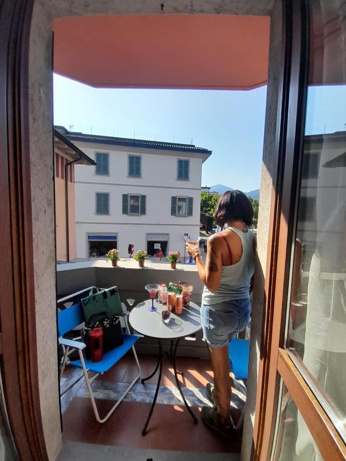 Crossing Home - Zentrum Iseo Buitenkant foto