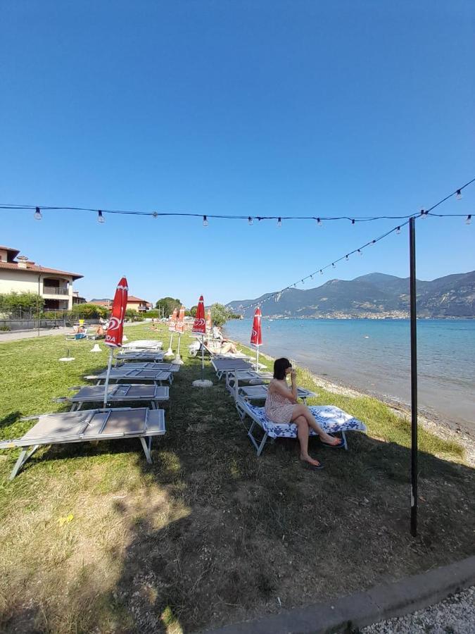 Crossing Home - Zentrum Iseo Buitenkant foto